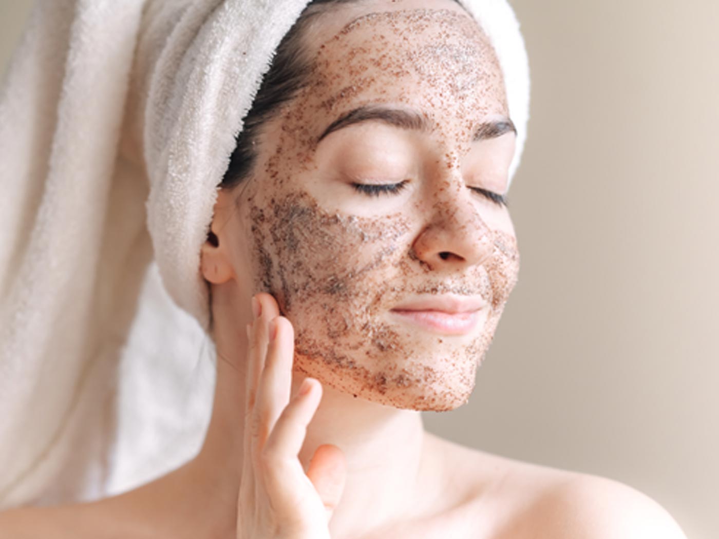 5 Benefits of Face Scrub