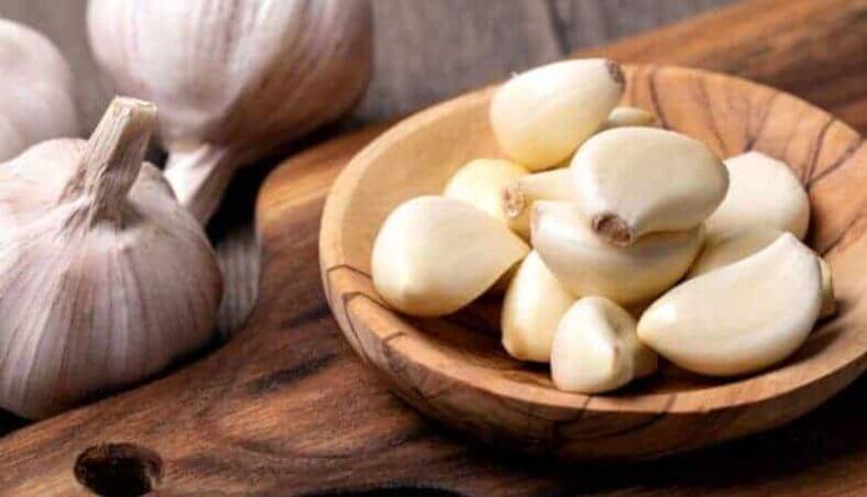 Garlic For Dandruff