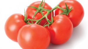 Tomatoes for tan removal